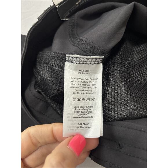 Eddie Bauer Womens 2 Black Slightly Curvy Hiking Capri Pants Outdoors Athleisure - Picture 6 of 9